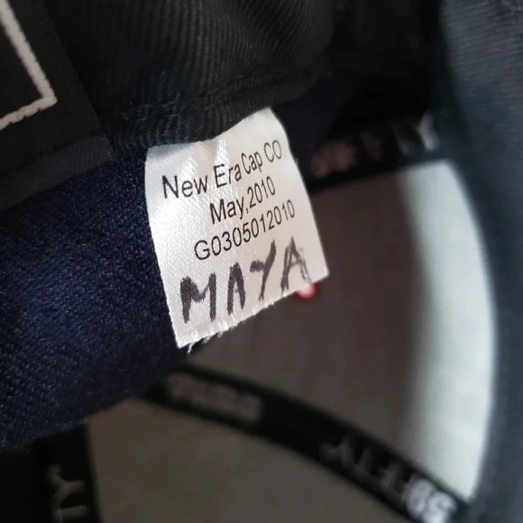 New Era,59Fifty,Genuine Merchandise, Mickey Mouse Childrens Disney Hat,6 3/4. - Picture 7 of 12